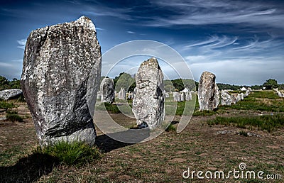 Ancient Stone Field Alignements De Menhir Carnac With Neolithic Megaliths In Brittany, France Stock Photo