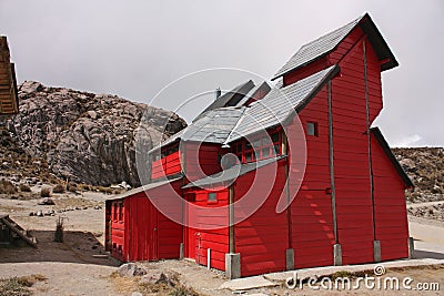 Andean mountain shelter, near to Glacier Volcano Nevado del Ruiz, in Los Nevados National Natural Park. Colombia Stock Photo