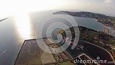 Antenn 360 grad panoramautsikt av solinen i Slovenien, ställe av salt extraktion för hav stock video Antenn 360 grad panoramautsikt av solinen i Slovenien, ställe av salt extraktion för hav stock video