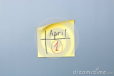 April fools day reminder on yellow sticky note. be aware and do not let be fooled Stock Photo