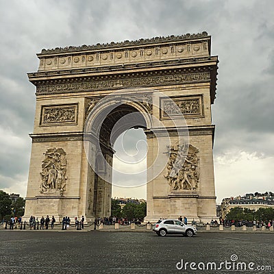 Arc de triomphe in paris france Editorial Stock Photo