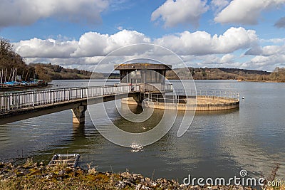 ARDINGLY, SUSSEX/UK - FEBRUARY 19 : View of the pumping station at the reservoir in Ardingly Sussex on February 19, 2019 Editorial Stock Photo