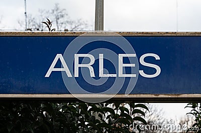 Arles, Provence, France, 1 1 2023 - Sign at the platform of the local railway station Stock Photo