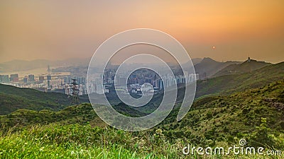 Arquitetura da cidade de Hong Kong como vista sobre o pico de Kowloon com o timelapse do por do sol com o Hong Kong e o Kowloon a video estoque Arquitetura da cidade de Hong Kong como vista sobre o pico de Kowloon com o timelapse do por do sol com o Hong Kong e o Kowloon a video estoque