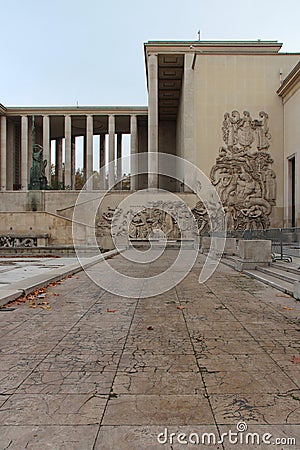 art deco building (palais de tokyo) in paris (france) Editorial Stock Photo