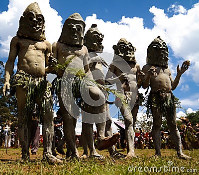 Asaro Mudman tribe man in Mount Hagen festival, Papua New Guinea Editorial Stock Photo