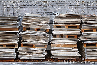 Asbestos cement sheets on pallets Stock Photo