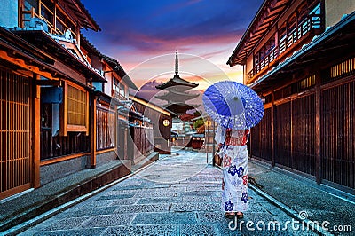 Asian woman wearing japanese traditional kimono at Yasaka Pagoda and Sannen Zaka Street in Kyoto, Japan Stock Photo