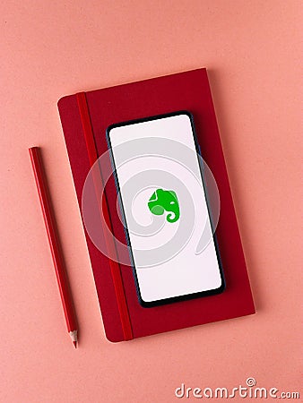 Assam, india - September 6, 2020 : Evernote logo on phone screen stock image. Editorial Stock Photo