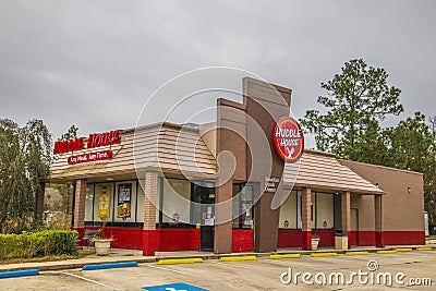 Huddle House Restaurant closed building corner view Editorial Stock Photo