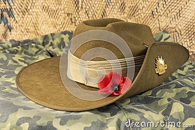 Australian army diggers slouch hat with red poppy. Stock Photo