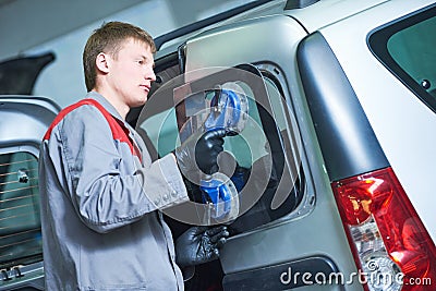 Automobile windshield or windscreen replacement Stock Photo