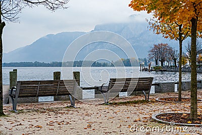 Autumn Alps mountain lake Mondsee view, Salzkammergut, Upper Austria Stock Photo