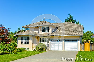 Average family house on a sunny day in Vancouver, Canada Stock Photo