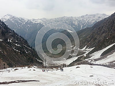 Back view of the way to Lake Saif ul Malook Stock Photo