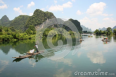 Bamboo rafting on Li-river, Yangshou, China Stock Photo