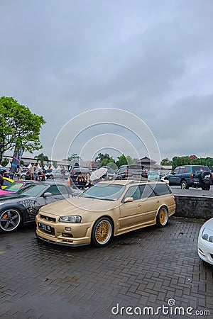 Nissan Stagea with R34 front end Editorial Stock Photo