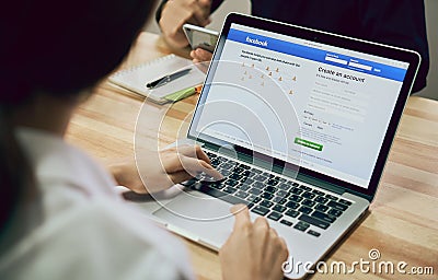 Bangkok, Thailand - August 23, 2017 : Login Screen Facebook icons on apple macbook pro. largest and most popular social networking Editorial Stock Photo