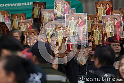BANGKOK THAILAND - OCTOBER5,2017 : thai mourners people wearing Editorial Stock Photo