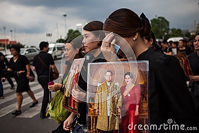 BANGKOK THAILAND - OCTOBER5,2017 : thai mourners people wearing Editorial Stock Photo