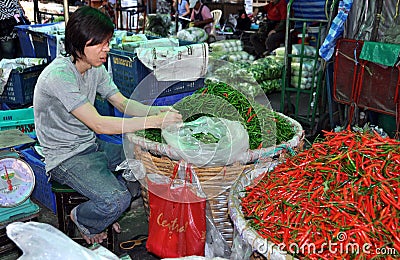 Bangkok, Thailand: Outdoor Market Food Vendor Editorial Stock Photo