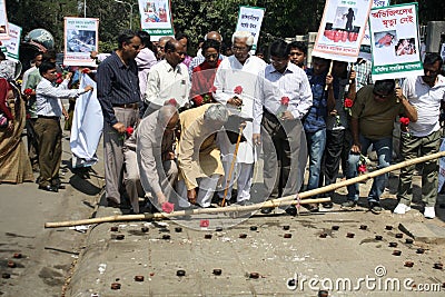 Bangladeshi social activist pays their tribute to Avijit Roy Editorial Stock Photo