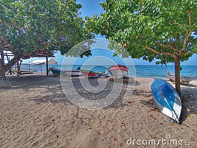 Barcos de pescadores en la playa de rincon del mar en el Caribe colombiano. San onofre, Sucre. Colombia Editorial Stock Photo