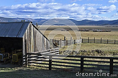 Barn and corral, Sierra Valley ranch Stock Photo