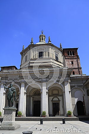 Basilica of San Lorenzo Maggiore - Basilica San Lorenzo Maggiore Stock Photo