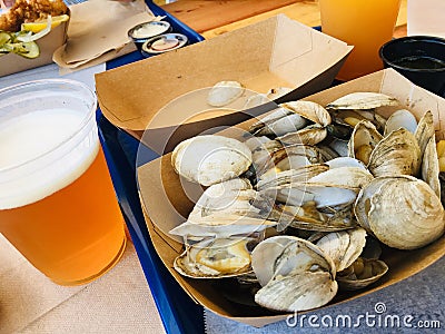 basket of steamers clams and glass of beer Stock Photo