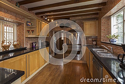 Bauernhaus-Küche Lizenzfreies Stockbild - Bild: 31521856