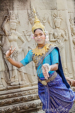 Beautiful Cambodian dancer at Ankor Wat in northern Cambodia, Asia Editorial Stock Photo