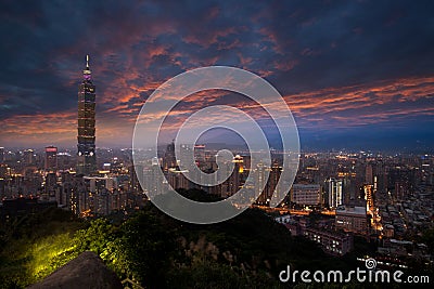 Beautiful cityscape of sunset with Taipei skyline. Stock Photo