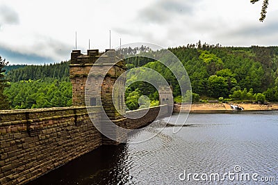 The beautiful Dam of the Ladybower Reservoir, Peak District National Park Stock Photo