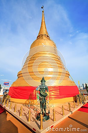 Beautiful Golden Stupa Bangkok Thailand Editorial Stock Photo