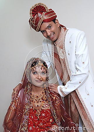 https://thumbs.dreamstime.com/x/beautiful-gujarati-couple-2286919.jpg