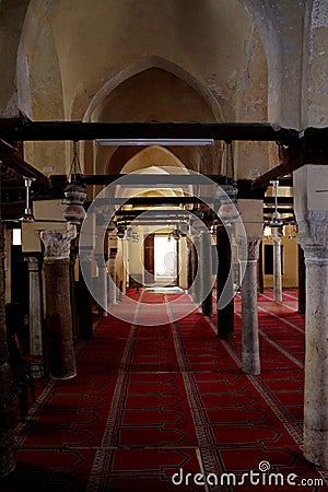 The beautiful interiors of old historic mosque in Rashid town Stock Photo