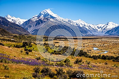 Beautiful landscape view of mountain range and MtCook peak, New Zealand Stock Photo