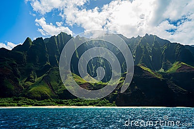 Beautiful scenery of rocky cliffs on Napali Coast, Kauai, Hawaii on a sunny day Stock Photo