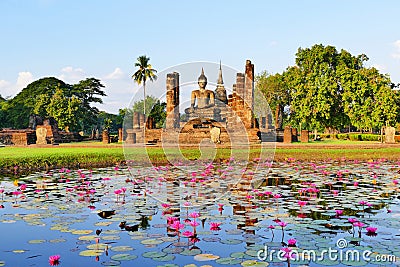 Beautiful Scenery Scenic View Ancient Buddhist Temple Ruins of Wat Mahathat in The Sukhothai Historical Park in Summer Stock Photo