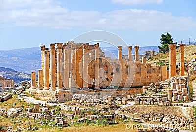 Scenic View Ancient Roman Temple of Zeus in Jerash, Jordan Stock Photo