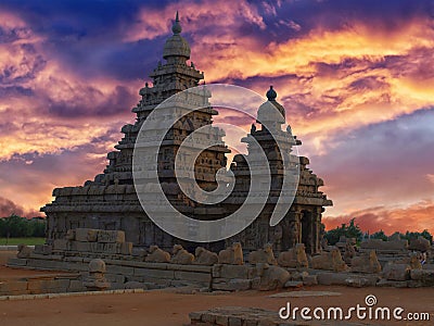 Beautiful shore temple at dusk at Mamallapuram, TN, India Stock Photo