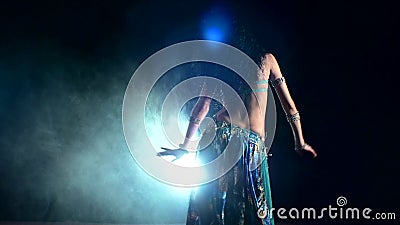 Sexy Hot Oriental Belly Dance Video