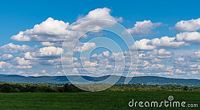 Beautiful summer skies over the Antietam National Battlefield in Sharpsburg, Maryland, USA Stock Photo