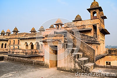 Beautiful view of Orchha Palace Fort, Raja Mahal and chaturbhuj temple from jahangir mahal, Orchha, Madhya Pradesh, Jahangir Mahal Stock Photo