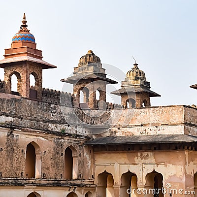 Beautiful view of Orchha Palace Fort, Raja Mahal and chaturbhuj temple from jahangir mahal, Orchha, Madhya Pradesh, Jahangir Mahal Stock Photo
