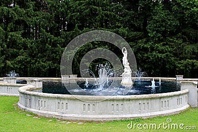 yaddo statues fountains