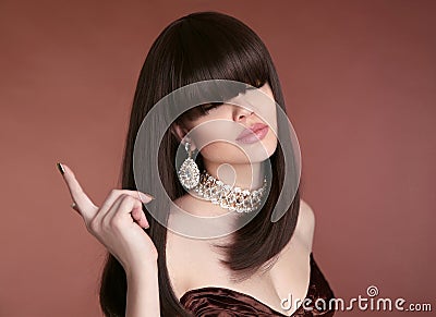 Beauty bob hair. Vogue Hairstyle. Fashion Manicure. Portrait of Stock Photo