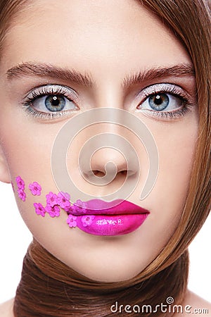 https://thumbs.dreamstime.com/x/beauty-close-up-portrait-young-beautiful-girl-fuchsia-lipstick-small-pink-flowers-her-face-over-white-background-32864301.jpg