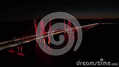 Behållare av vindrutor av gov mario m. cuomo-bron tänd i rött på natten på alla tuggor lager videofilmer Behållare av vindrutor av gov mario m. cuomo-bron tänd i rött på natten på alla tuggor lager videofilmer